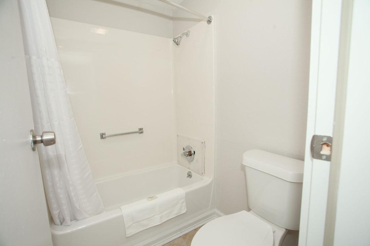 Travelodge By Wyndham Macon West Bagian luar foto